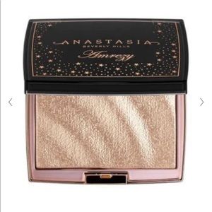Anastasia Beverly hill Amrezy Highlighter